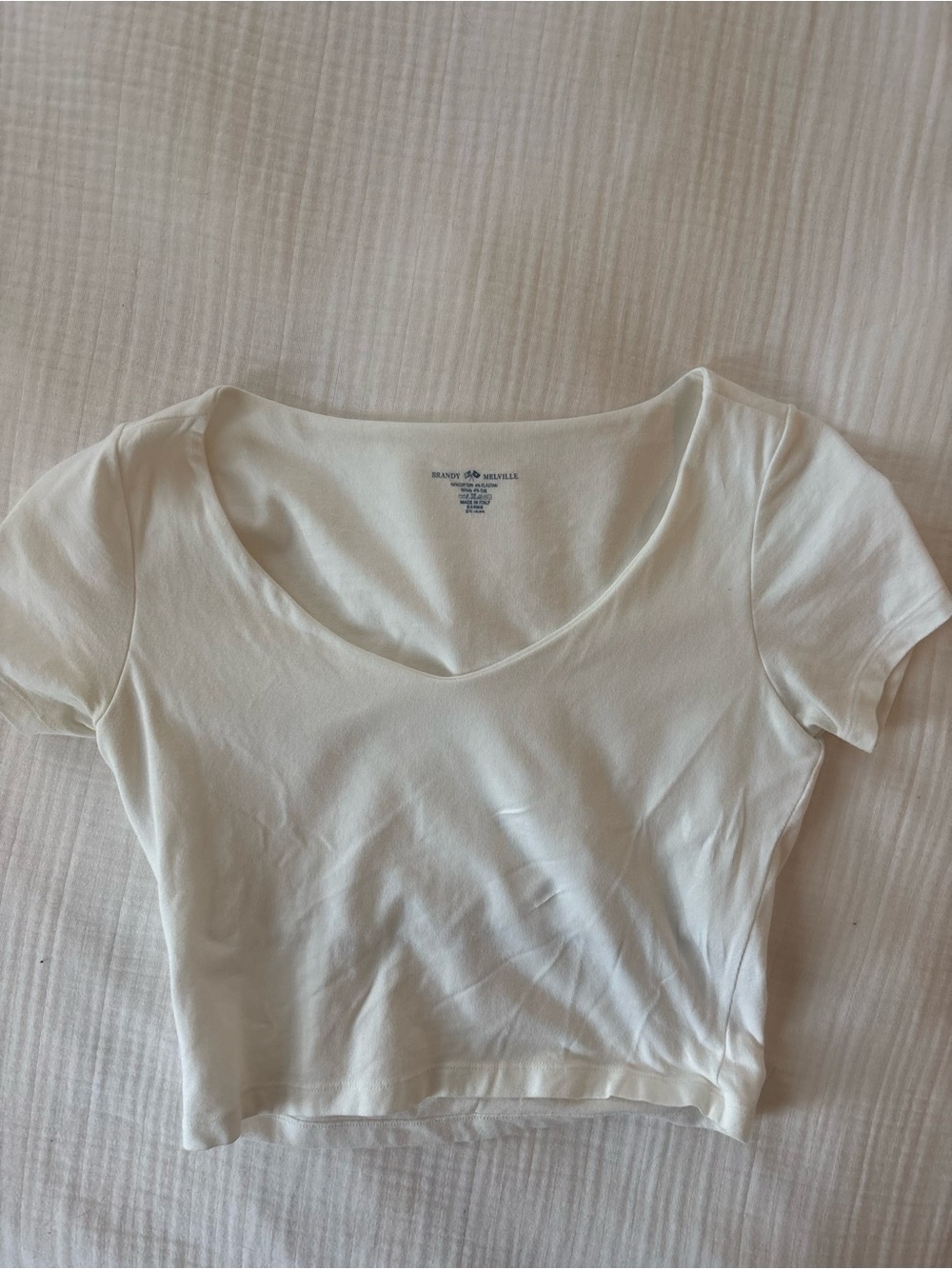 Brandy Melville Off White Cropped Tee
